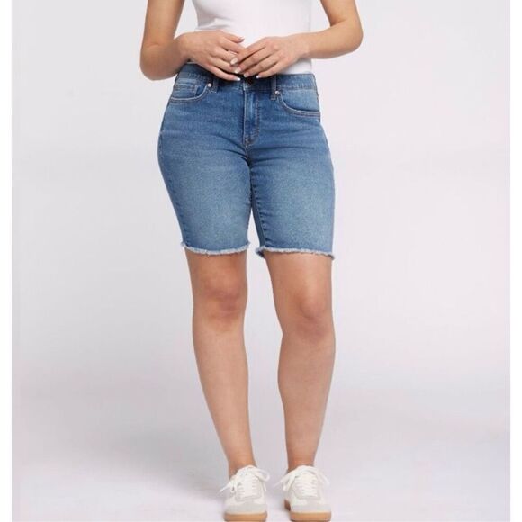 NWT Womens Seven7 Jeans Sunset Bermuda 9” Denim Medium Wash Jean Shorts - Sz 8 - Picture 1 of 5